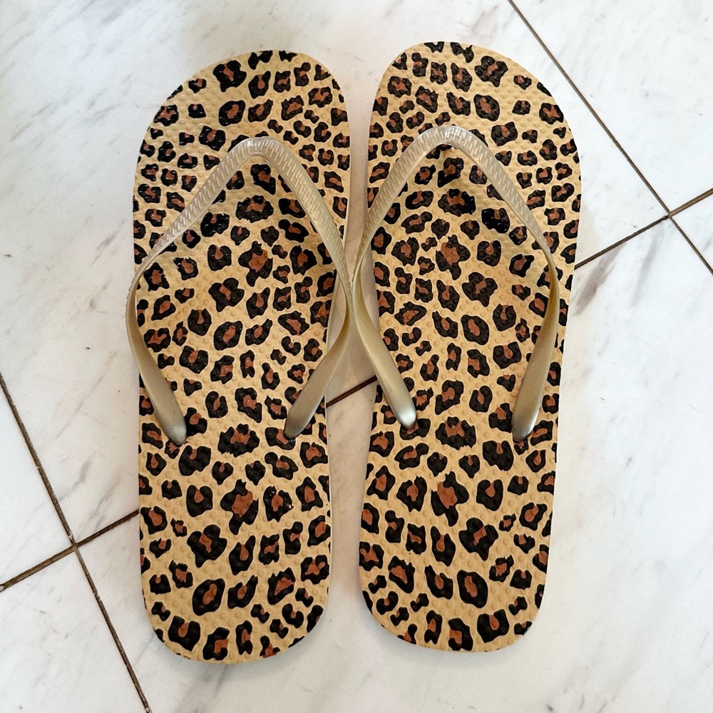 Animal Print Rubber Flip Flops